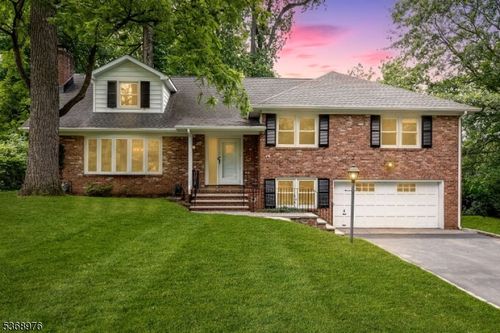 14 Turtle Rd, Morristown, NJ, 07960-6152 | Card Image