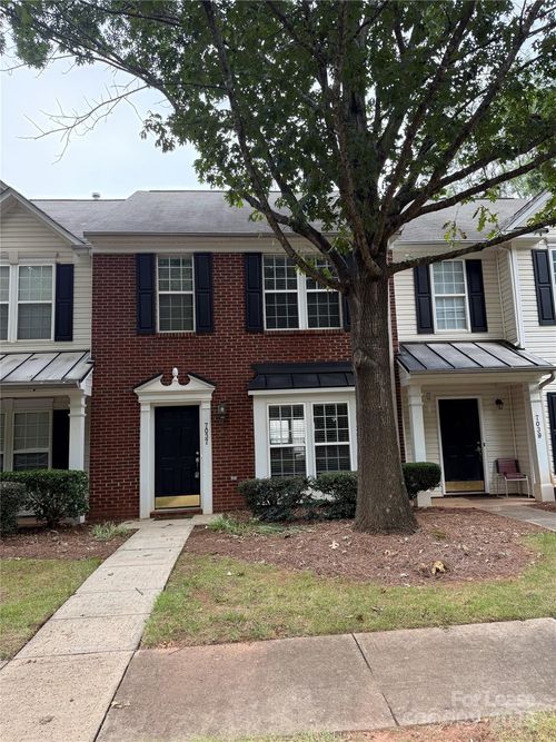7037 Flying Scotsman Dr, Charlotte, NC, 28213-5369 | Card Image