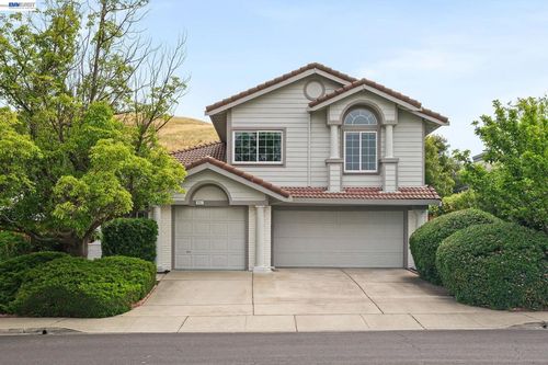 3551 Shadow Creek Dr, Danville, CA, 94506-1245 | Card Image