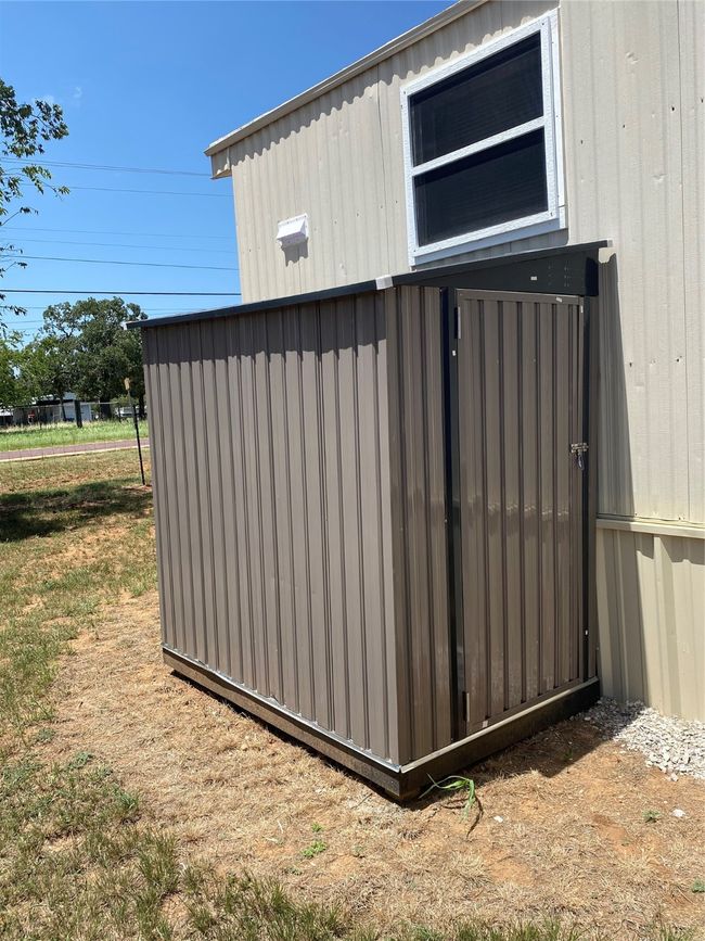 Storage Building | Image 21