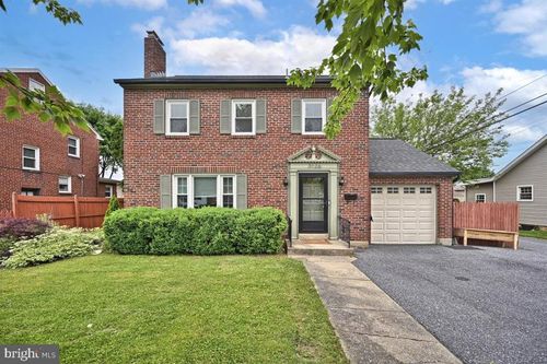 3136 Dickinson Ave, CAMP HILL, PA, 17011-5230 | Card Image