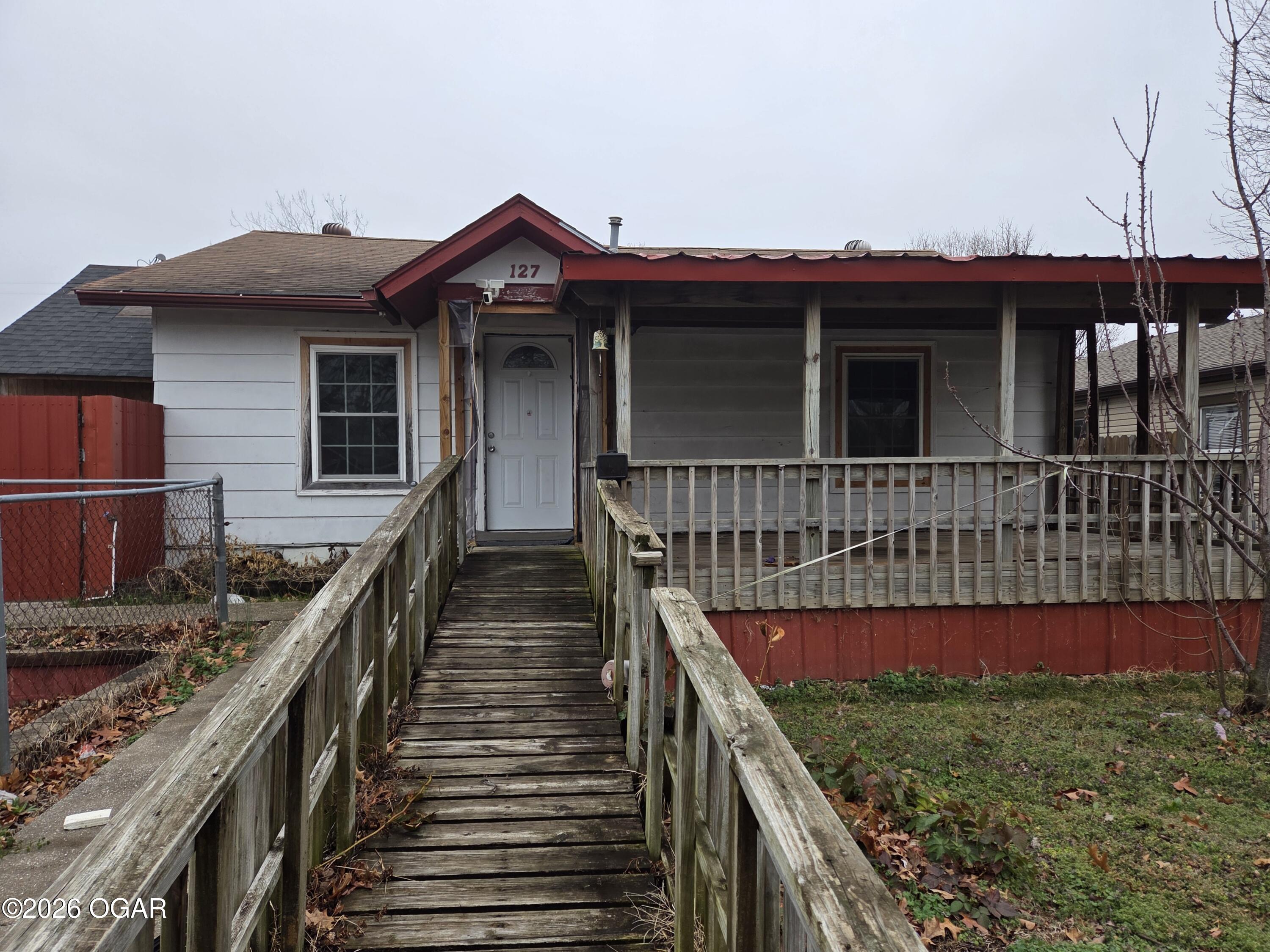 127 S Forest Ave, For Sale in Joplin - eXp Realty