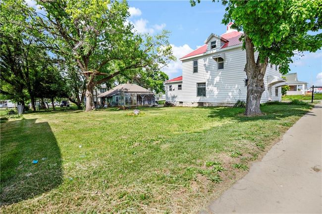 511 E 9 Th St, House other with 5 bedrooms, 1 bathrooms and null parking in Trenton MO | Image 20