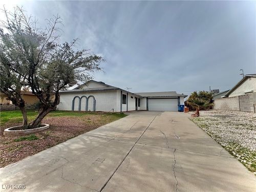 723 Straight Street, Las Vegas, NV, 89110 | Card Image