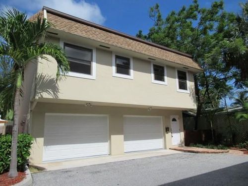 2e-810 Park Pl, West Palm Beach, FL, 33401-7246 | Card Image