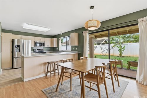 24-94-1024 Pouhana Way, Waipahu, HI, 96797-5823 | Card Image