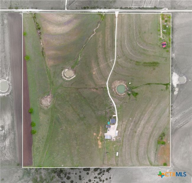 973 County Road 130, Home with 3 bedrooms, 3 bathrooms and null parking in Gatesville TX | Image 44