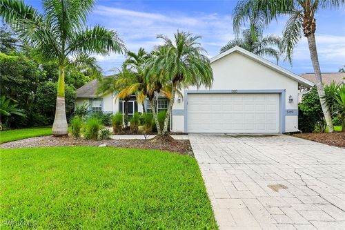 589 Lambton Ln, NAPLES, FL, 34104-8374 | Card Image