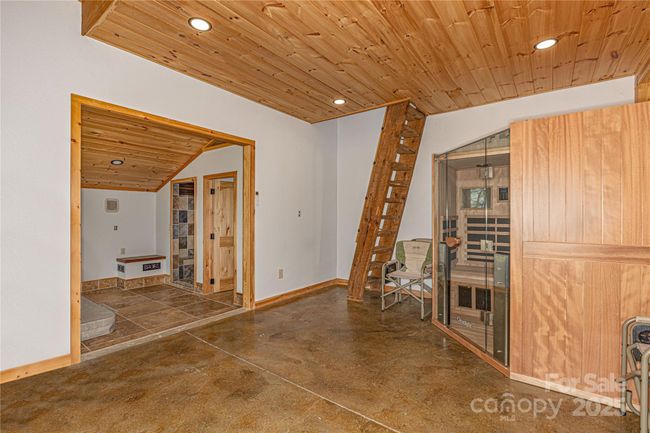 The seller may consider selling the sauna located in the spa retreat. | Image 36
