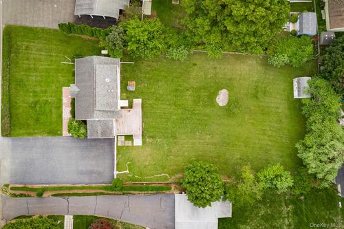 14 Church Rd, Suffern, NY, 10901-7704 | Card Image