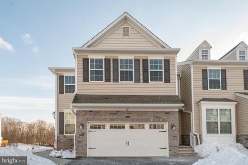 601 Charleston Dr, MONROE TOWNSHIP, NJ, 08831-3329 | Card Image