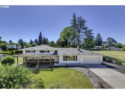 704 Ne Linden Ave, Hillsboro, OR, 97124 | Card Image