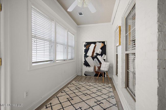 sunroom | Image 17