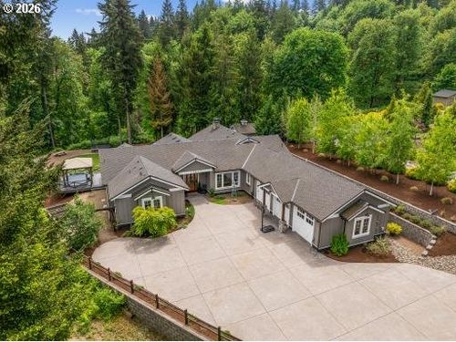 17847 S Hidden Lake Dr, Oregon City, OR, 97045-8024 | Card Image