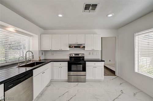 6944 Emerald Springs Ln, Las Vegas, NV, 89113-1374 | Card Image