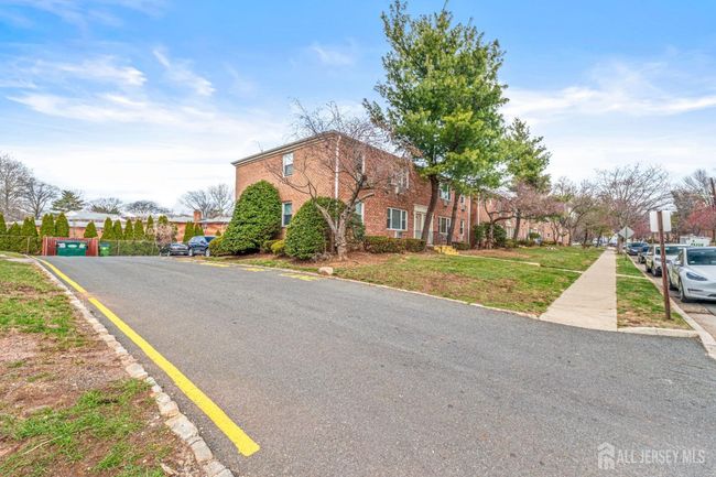 22 York Dr, Home with 1 bedrooms, 1 bathrooms and null parking in Edison NJ | Image 18