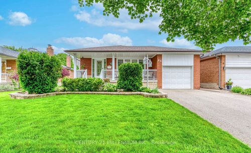 46 Northcrest Rd, Etobicoke, ON, M9R1P9 | Card Image