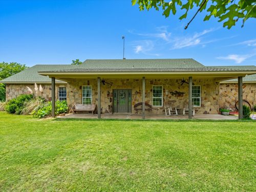 426 County Road 3435, Paradise, TX, 76073-2264 | Card Image