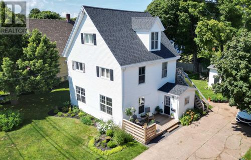 21 Winter Street, Summerside, PE, C1N1N2 | Card Image