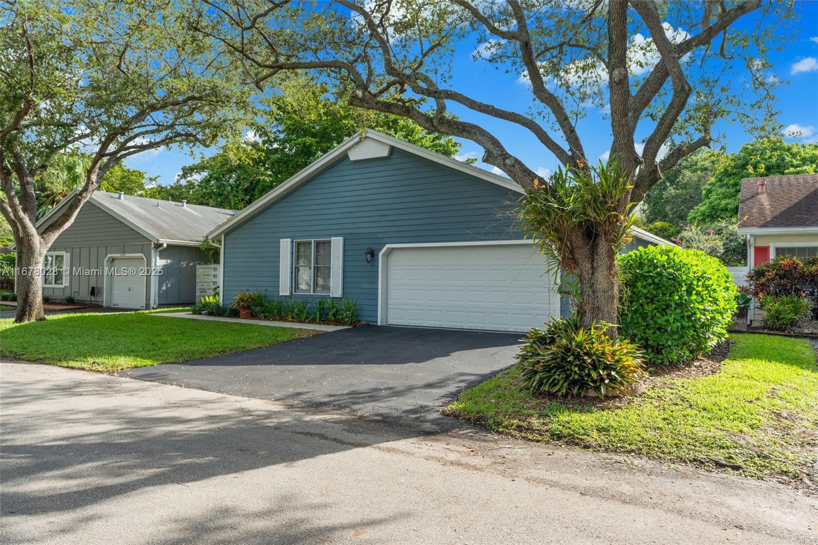 15023 Sw 142nd Ct, For Sale in Miami Zoocasa