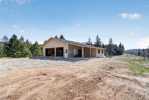 4435 Whittier Rd, Clayton, WA, 99110-9773 | Card Image