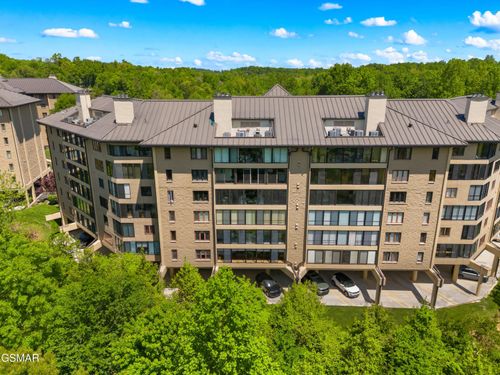 504-1704 Hidden Hills Rd 504, Gatlinburg, TN, 37738 | Card Image