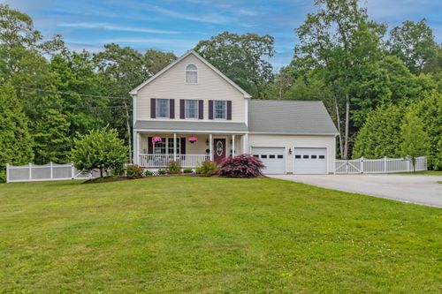 129 Clark Gates Rd, Moodus, CT, 06469-1224 | Card Image