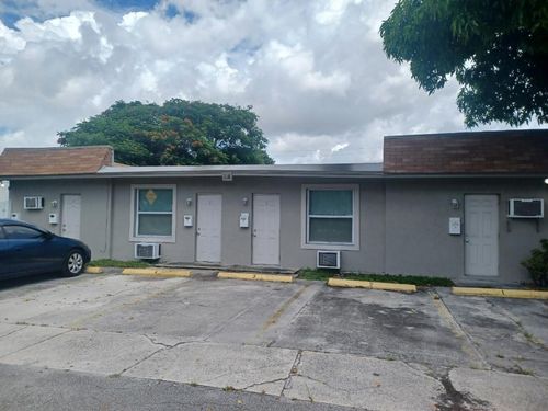 1-5-24 Sw 13th St, Dania Beach, FL, 33004-4279 | Card Image