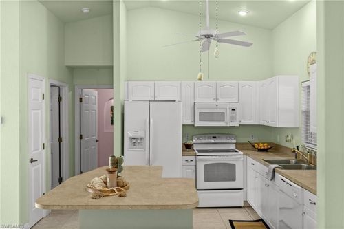 221 Ne 14th Ter, Cape Coral, FL, 33909-1298 | Card Image