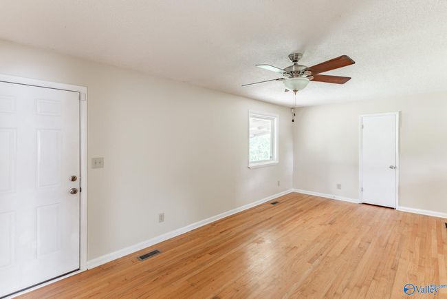 3404 Mastin Lake Rd Nw, House other with 3 bedrooms, 2 bathrooms and null parking in Huntsville AL | Image 5