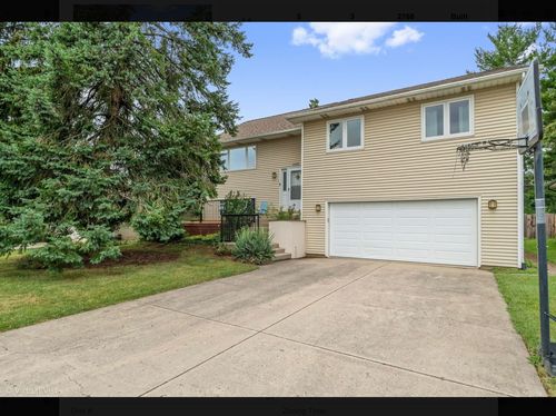 20698 N Eugene Ave, Lincolnshire, IL, 60069-9652 | Card Image