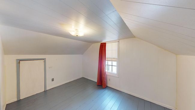 Upstairs bedroom | Image 20