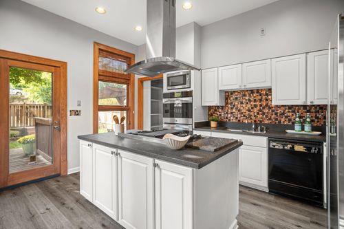 3344 Girard Ave S, Minneapolis, MN, 55408-3444 | Card Image