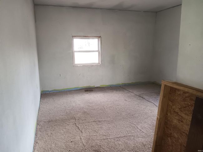 7775 E Church St, House other with 5 bedrooms, 1 bathrooms and null parking in Dugger IN | Image 21