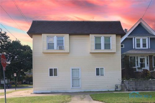 1326 Kelsey Ave, Toledo, OH, 43605-1742 | Card Image