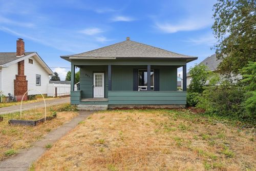 221 W Carlisle St, Spokane, WA, 99205 | Card Image