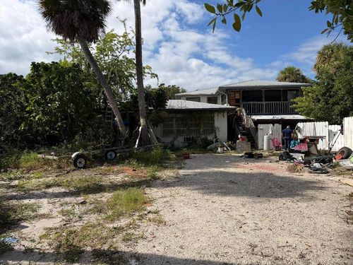 6201 S Indian River Dr, Fort Pierce, FL, 34982-7758 | Card Image