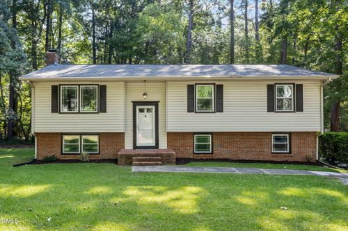 8305 Bells Lake Rd, Apex, NC, 27539-8382 | Card Image