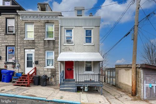 518 Chapel Ter, READING, PA, 19602-2034 | Card Image