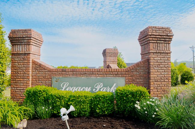 7845 Legacy Park Ct, Townhouse with 2 bedrooms, 3 bathrooms and null parking in Chattanooga TN | Image 5