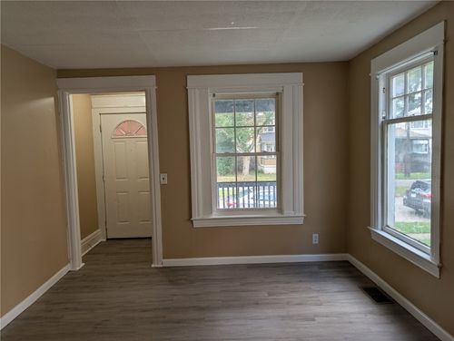 147-145 Glendale Park, Rochester, NY, 14613 | Card Image