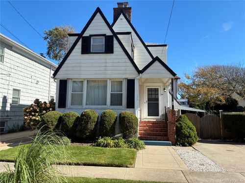 54 Erie Avenue, Hempstead, NY, 11509 | Card Image
