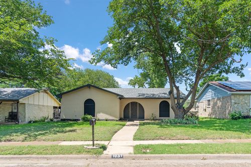 1037 Alicia Ln, Lancaster, TX, 75134-3001 | Card Image