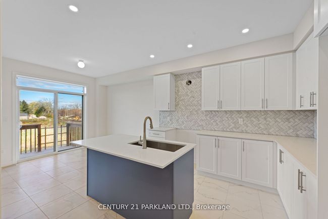 1352 Davis Loop, House other with 3 bedrooms, 3 bathrooms and 1 parking in Lefroy ON | Image 19