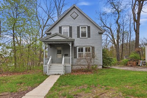 79 Central St, Auburn, MA, 01501-2304 | Card Image