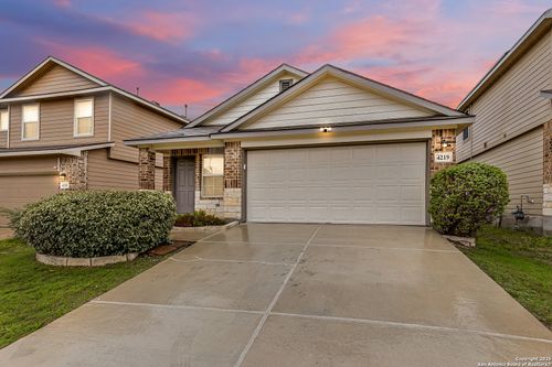 4219 Busbee Flds, Saint Hedwig, TX, 78152 | Card Image