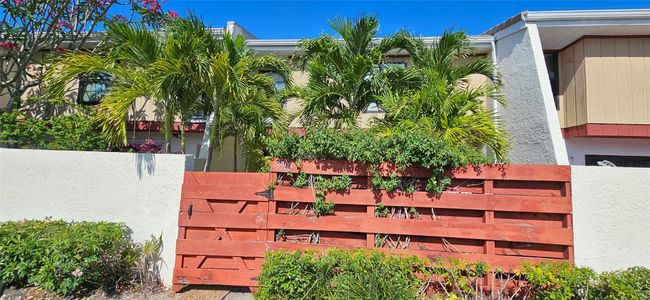 3903 - 3903 Parkside Ln, Townhouse with 3 bedrooms, 2 bathrooms and null parking in Hollywood FL | Image 22
