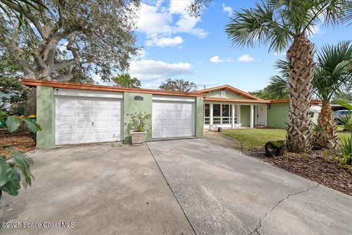 737 Nassau Rd, Cocoa Beach, FL, 32931-3045 | Card Image