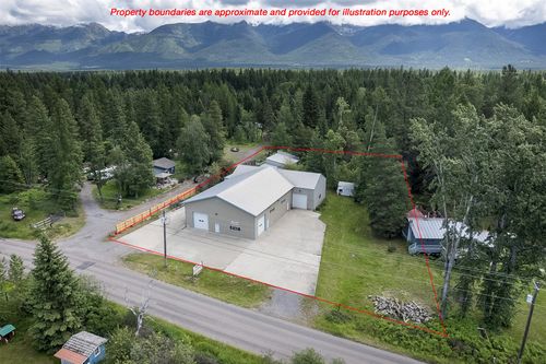 31566 S Ferndale Dr, Bigfork, MT, 59911-5896 | Card Image