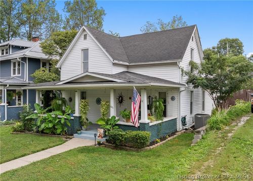 601 N Main St, Salem, IN, 47167-1826 | Card Image